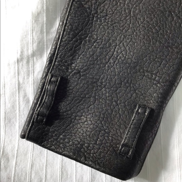 🔥BURBERRY LEATHER SLEEVE STUDDED TRENCH🔥 - Picture 8 of 8